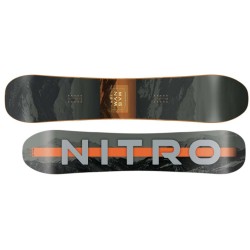 Nitro Magnum 163W snowboard 2026